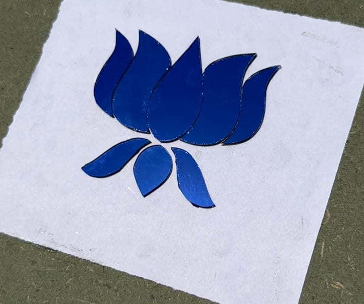 Blue lotus shape mirror