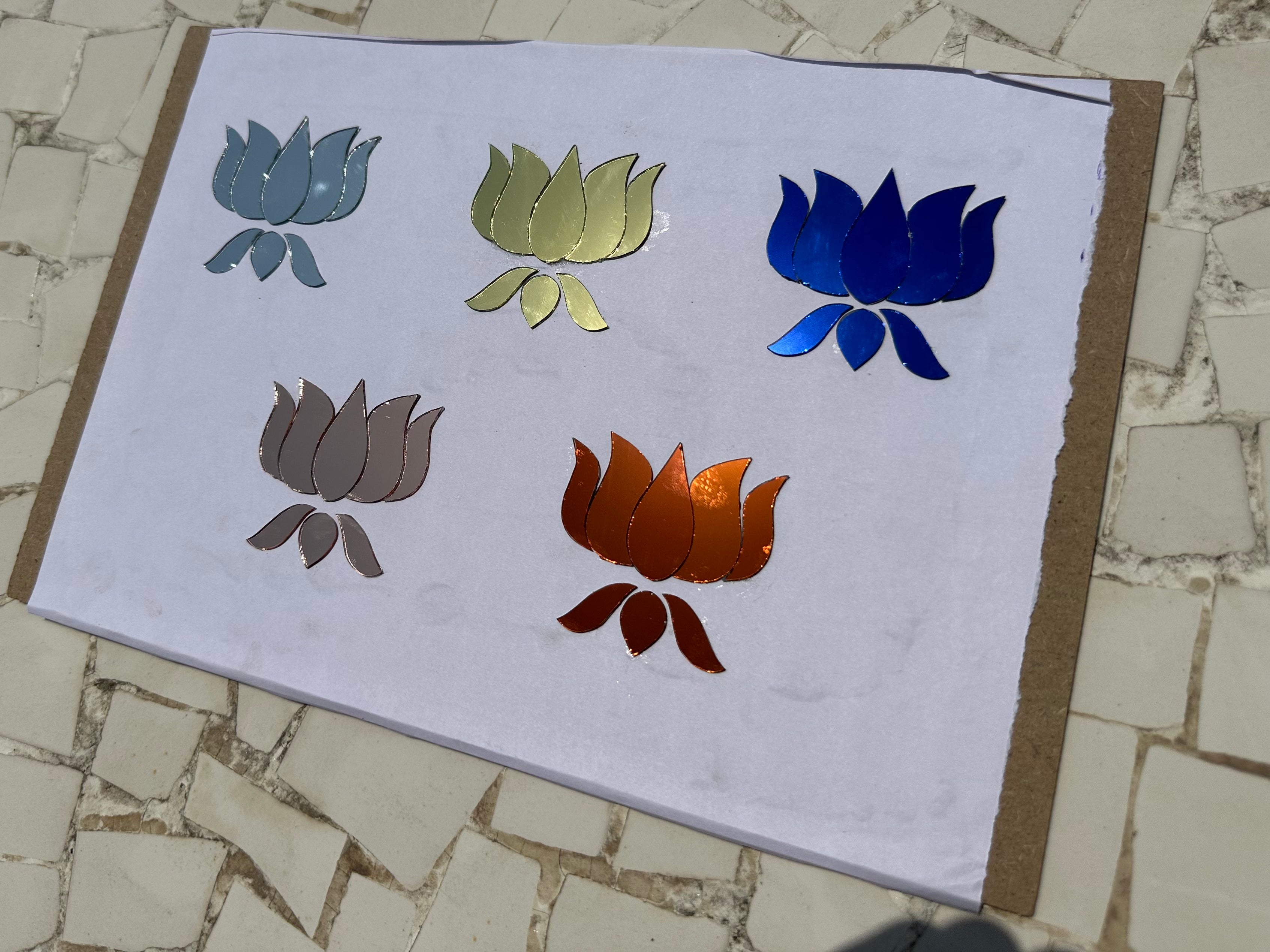 Pink lotus shape mirror