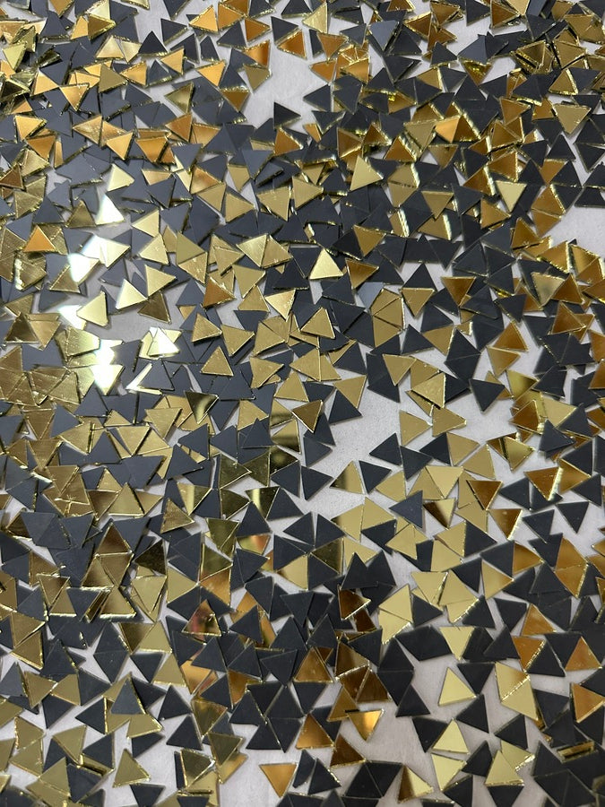 Golden Triangle Shape Mirror