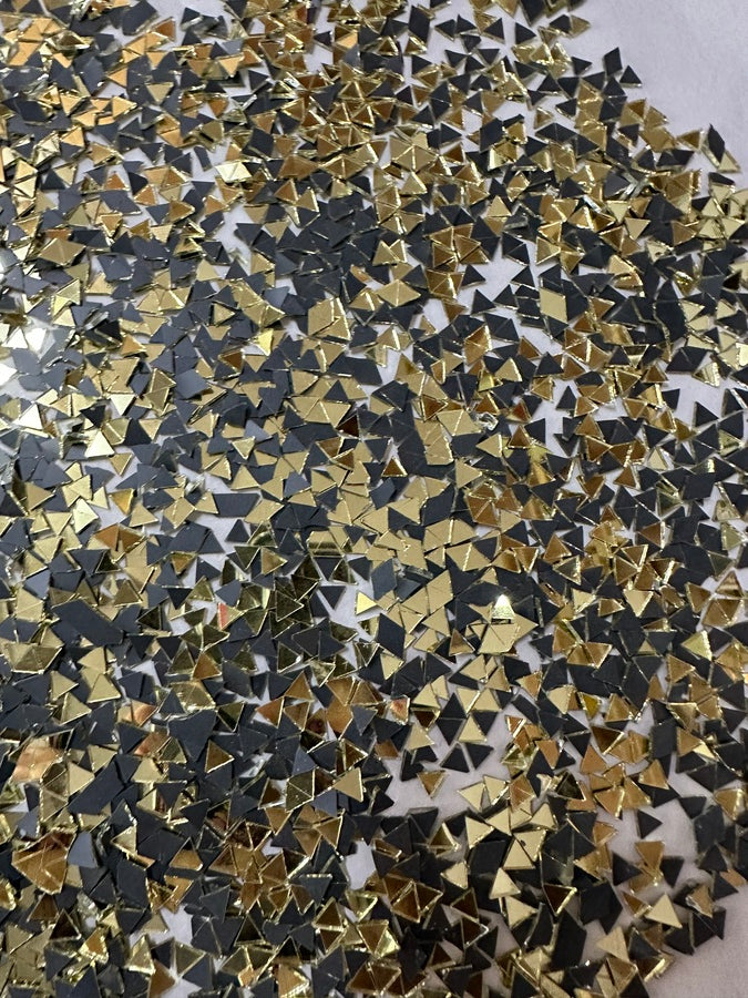 Golden Triangle Shape Mirror