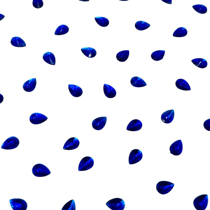 Blue almond-shaped chatons for jewellery making and lippan art